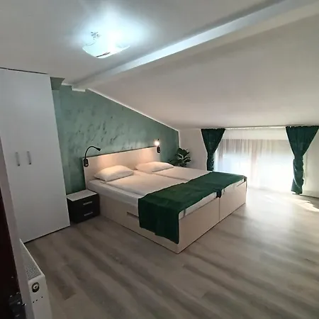 Proprietate Privata Lazu